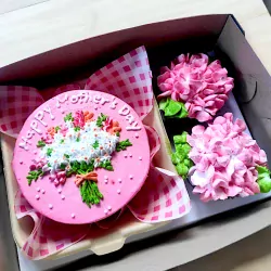 Bloom & Bite Bento Cake