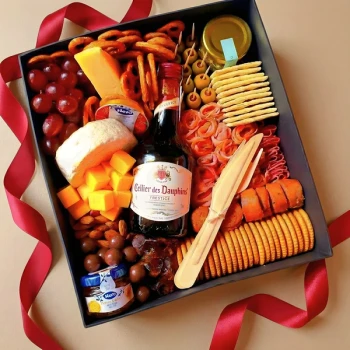 Medium Graze Box with Wine