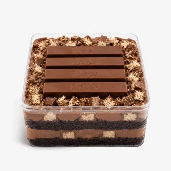 KitKat Cake.