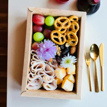 Small Sampler Graze Box
