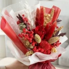 Robin Mini Red Bouquet - Standard