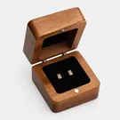 Waffle Stud Earring (18k Saudi Gold) 1