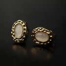 Amira Oval Pearl Stud Earrings - Standard