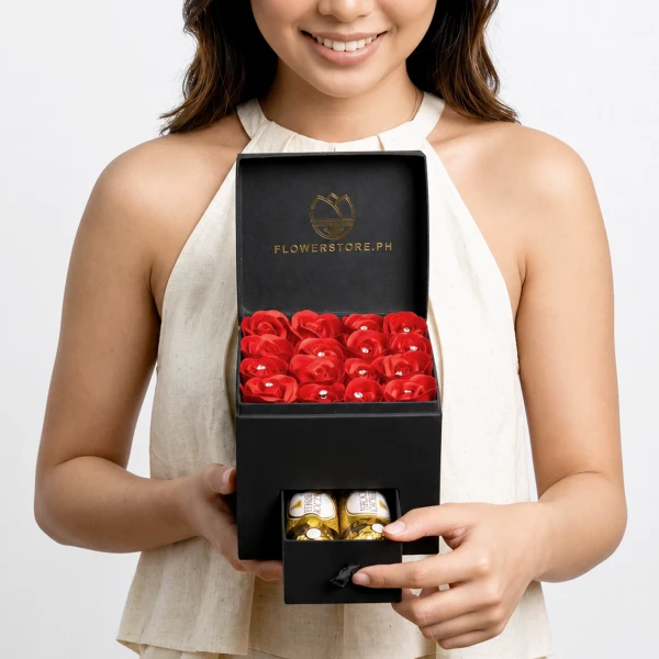 Bright Red Eternal Love Box - default