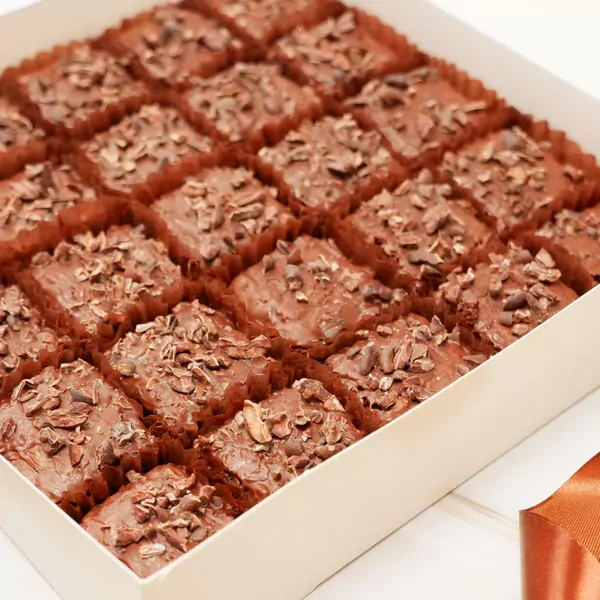 77% Auro and Cacao Nib Brownies - default