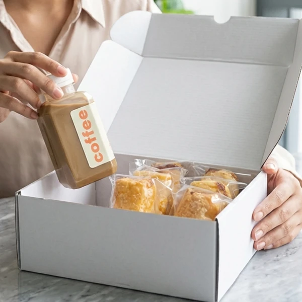 Coffee & Cheese Puff Indulgence Gift Set - Standard
