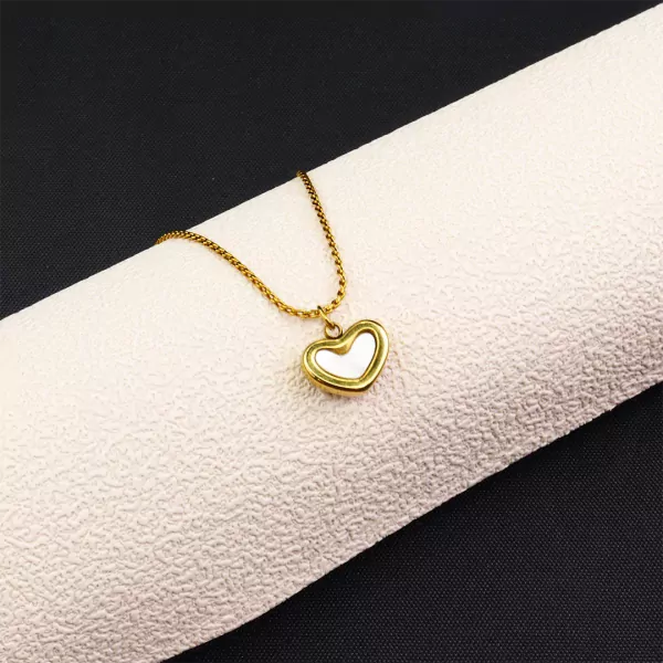 Larissa White Heart Necklace - default