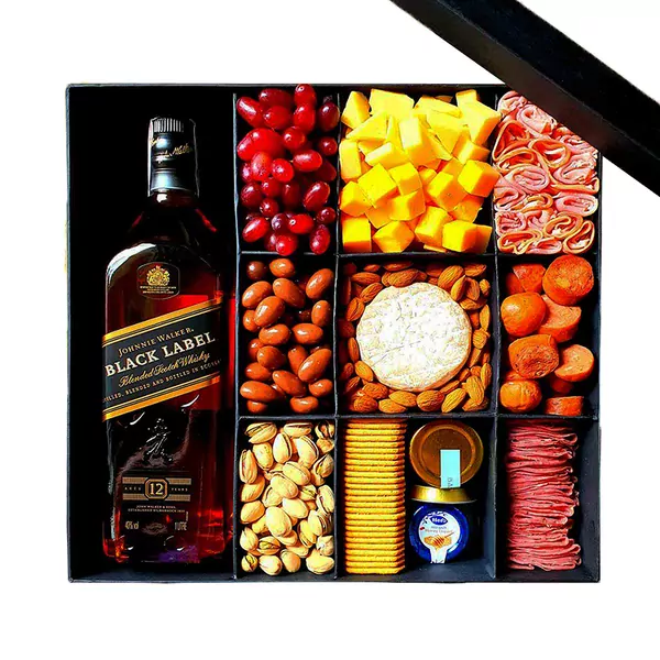 Party Graze Box with Black Label 1L - default