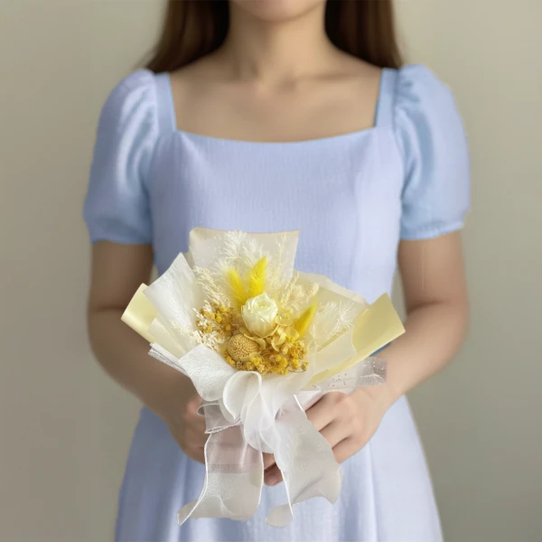 Carrie Mini Bouquet - Standard
