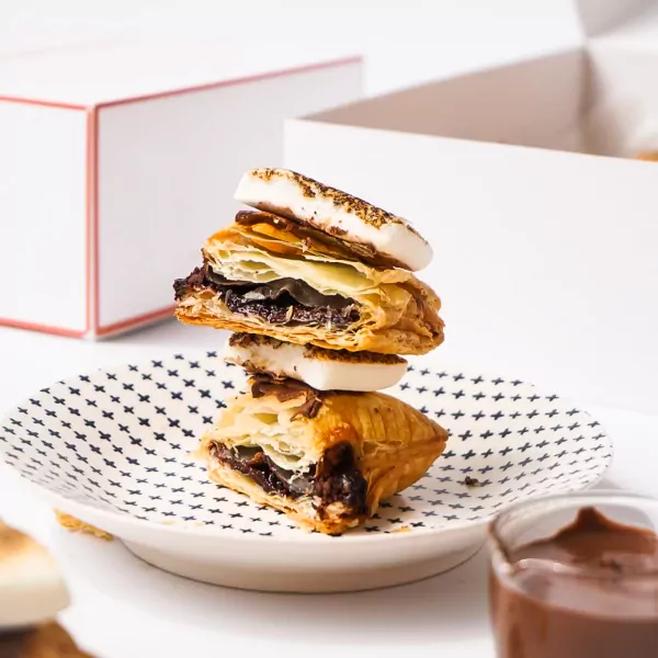 Nutella S'mores Delight Puffs - default