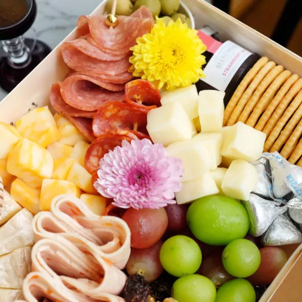 Suisse Moments Graze Box - Standard