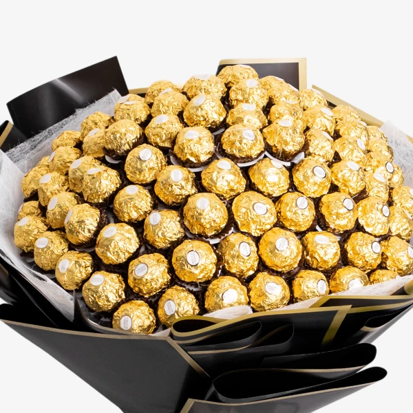 Golden Romance (100 pieces Ferrero Rocher) - Standard