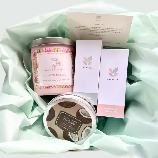 Radiant Glow Gift Box - Clover Blossom
