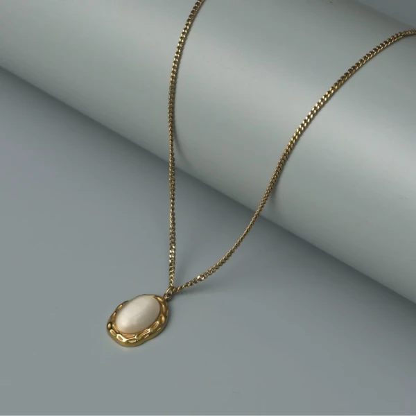 Marisse Oval Pearl Pendant Necklace - Standard