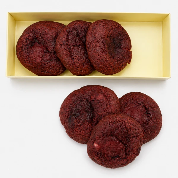 Red Velvet Cookie Confection - Standard