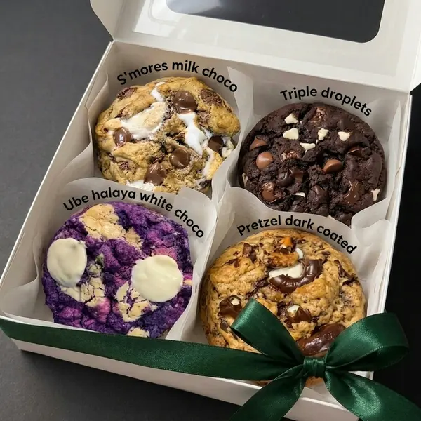 Signature Chunky Cookies Collection 4