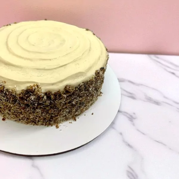 Banana Walnut Whirl Cake - Standard