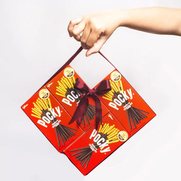 Pockyful-of-Love in Red - default