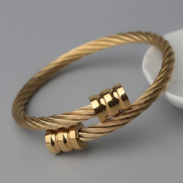 Zorielle Twisted Bangle - Standard