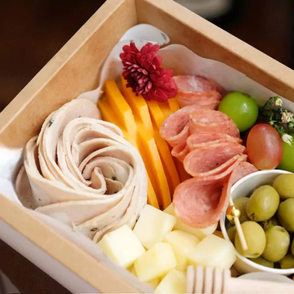 Chalet Graze Box - Standard