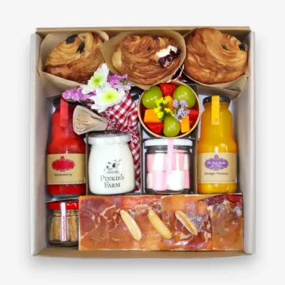 Love Breakfast Gourmet Box - Happy Birthday Box