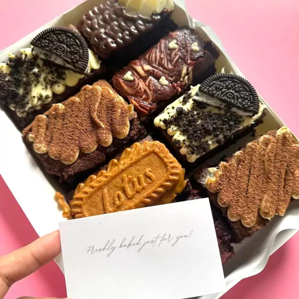 Deluxe Brownie Set - Standard