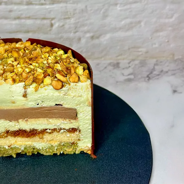 Pistachio Kataifi Delight - default