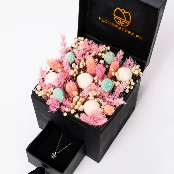 Lovely Love Box Necklace - default