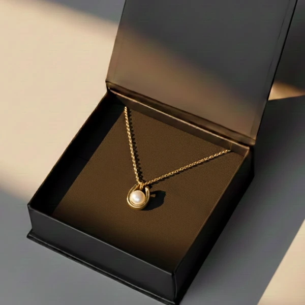 Serena Pearl Necklace - Gold