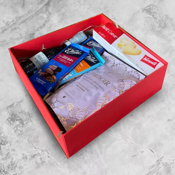 Hulpvebraration Box Celebration Box | Potico.ph