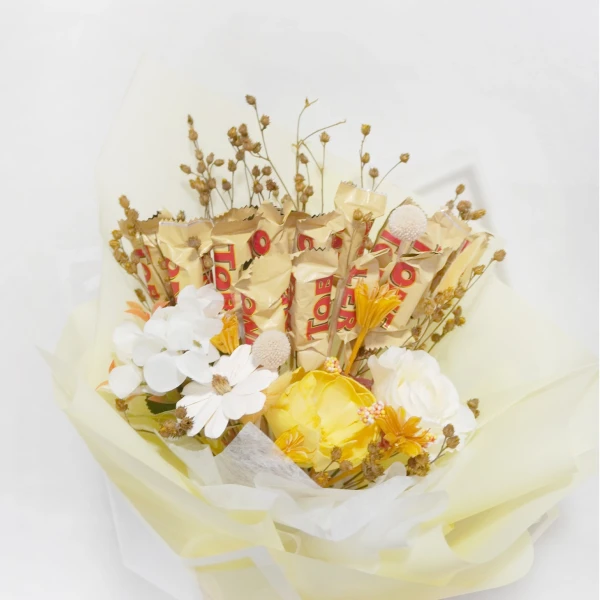 XOXO, Aurelia Chocolate Bouquet - standard