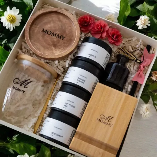 Cara’s Personalized Mother’s Day Set - default