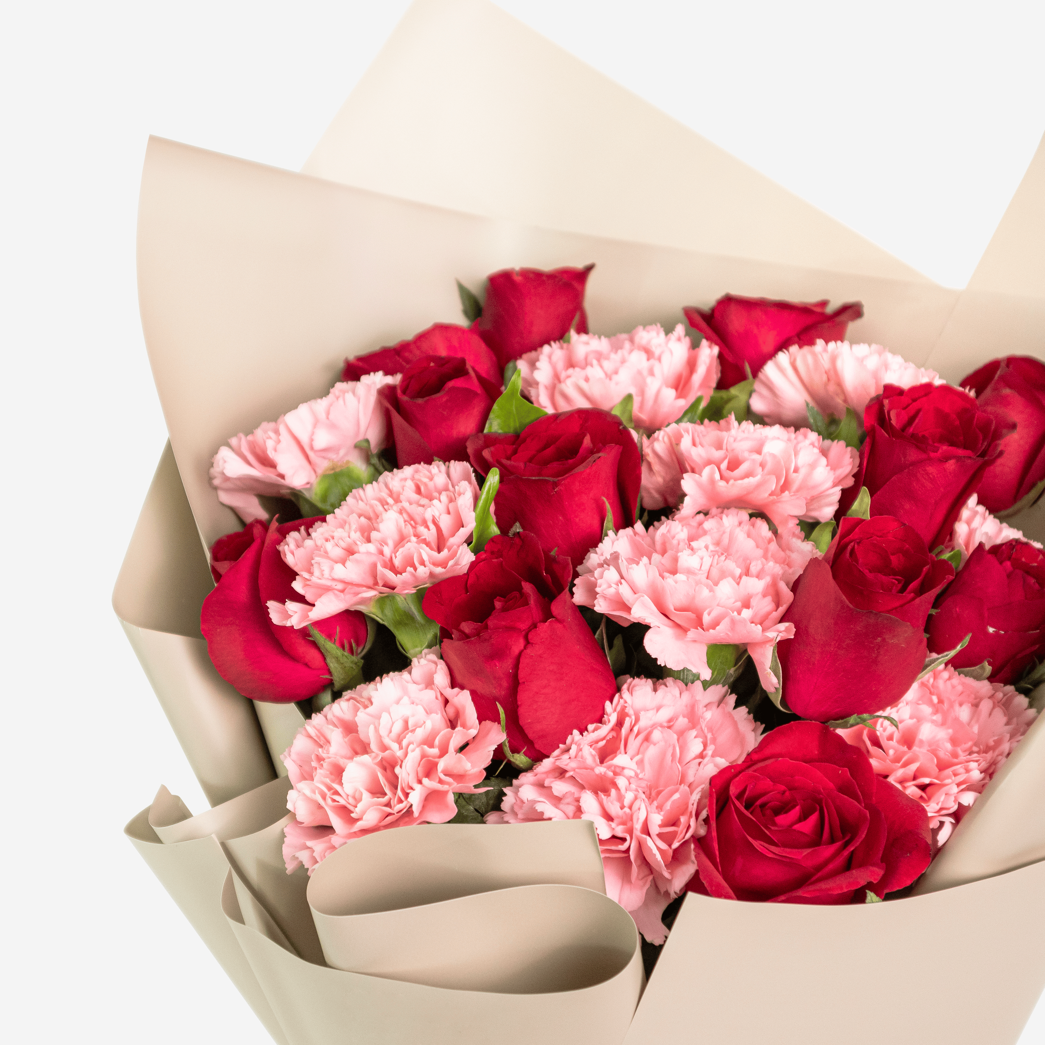 This bouquet consists of 12 red roses and 10 pink carnations.
