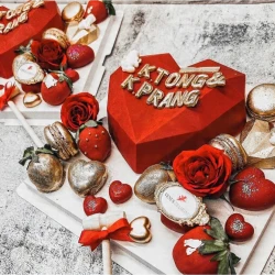 Strawberry Choco Knock Gift Box