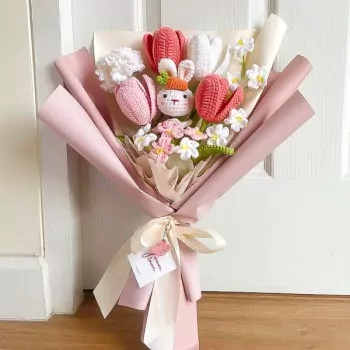 Crochet Pink Bunny Graduation Bouquet