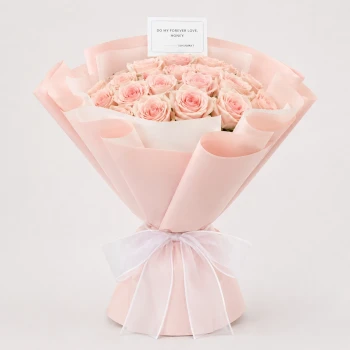10 Pink Roses Twilight Elegance