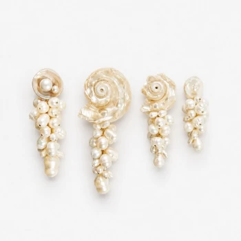 Mother of Pearls Earring