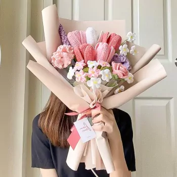 Cutie Pink Tulip Bouquet Crochet Flower