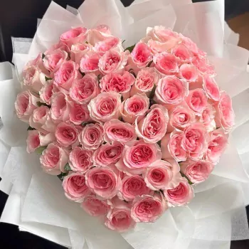50 Heart Pink Roses