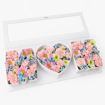 Fresh Pink and Blue Flowers Mom Box