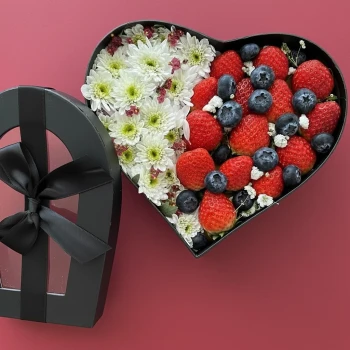 Valentine Fruit Box