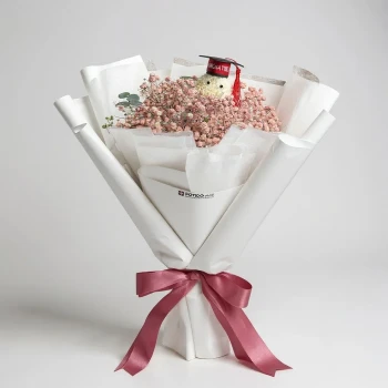 Graduation Bouquet with Plush Toy