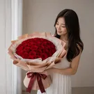 30 Red Roses Timeless Love 4