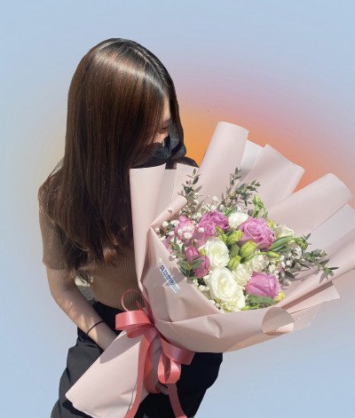 Violeta: The Perfect Violet Gift Bouquet For Saturday