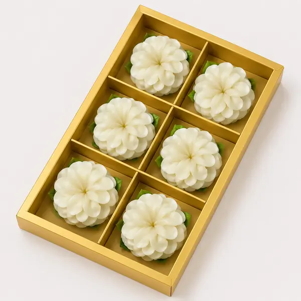 Combo Artificial Garland and Thai Sweets 3
