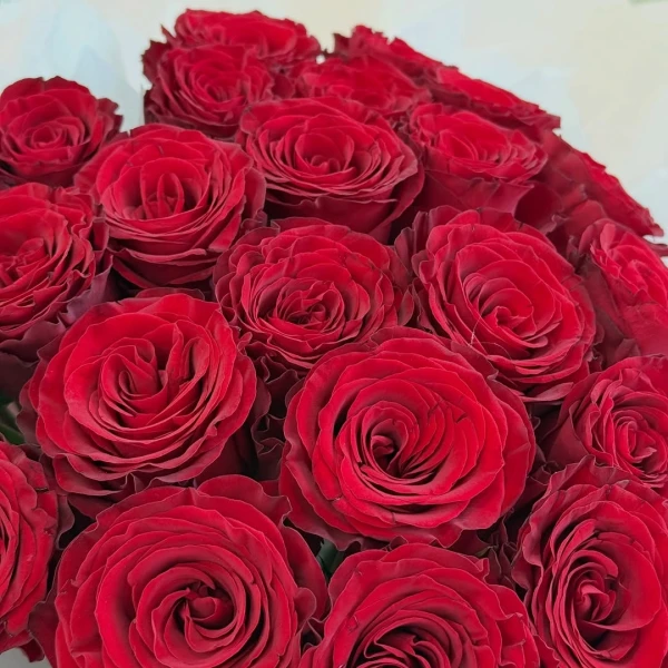 30 Red Roses Heart Sweet Bouquet | Online gi | Potico.co.th