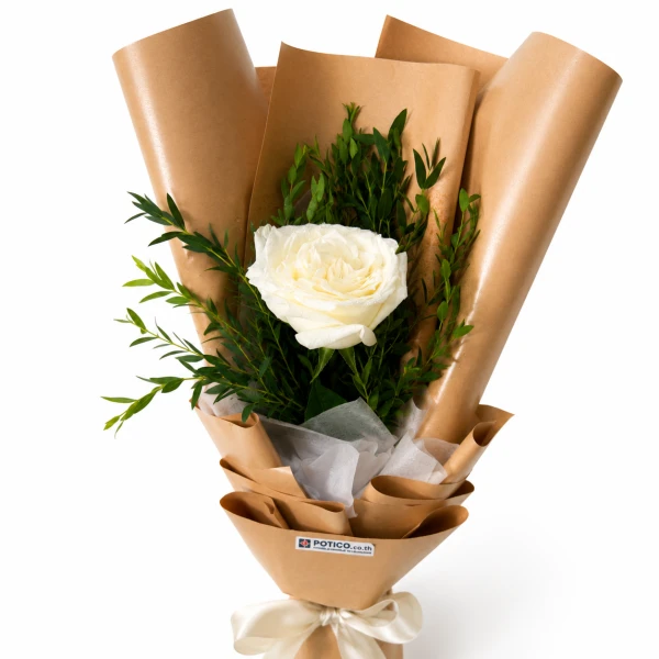 Single white rose bouquet with eucalyptus in craft paper and white ribbon.