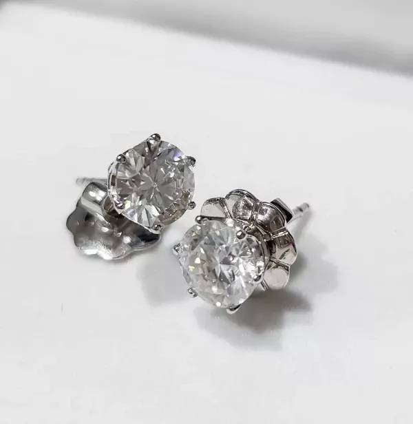 0.5-Carat Solitaire Round-Cut Moissanite Diamond Earrings - 0.5-Carat Solitaire Round-Cut Moissanite Diamond Earrings
