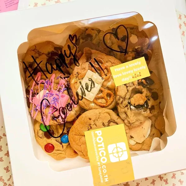Box of 20 assorted cookies and 5 brownie bites with dips, handwritten "Happy Cookies!!" and heart.