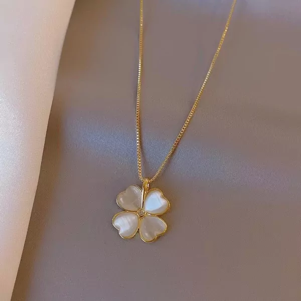 Lucky Clover Necklace - Lucky Clover Necklace